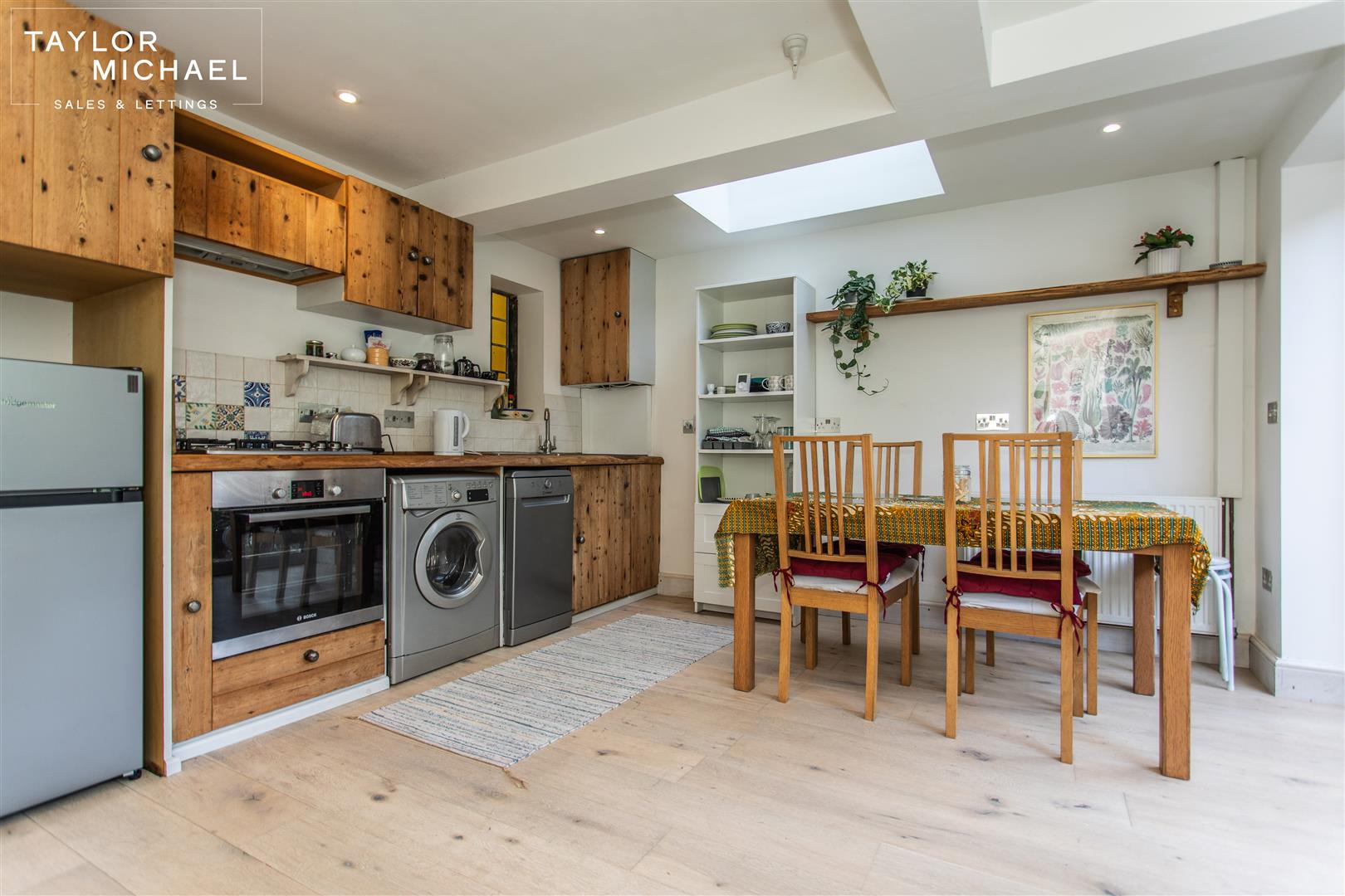 Kitchen / Living Room